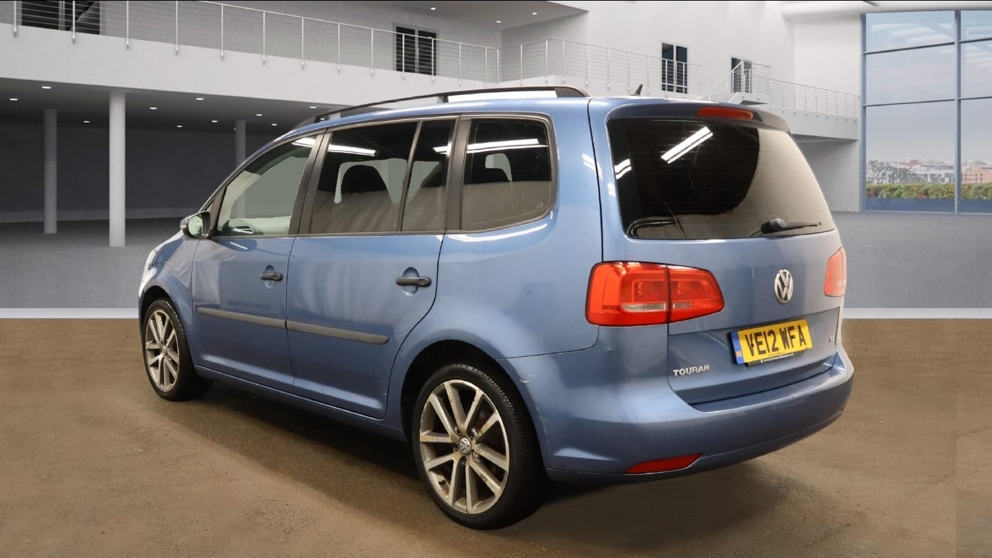 Used Volkswagen Touran 2012 for sale - 77271091: Photo 3