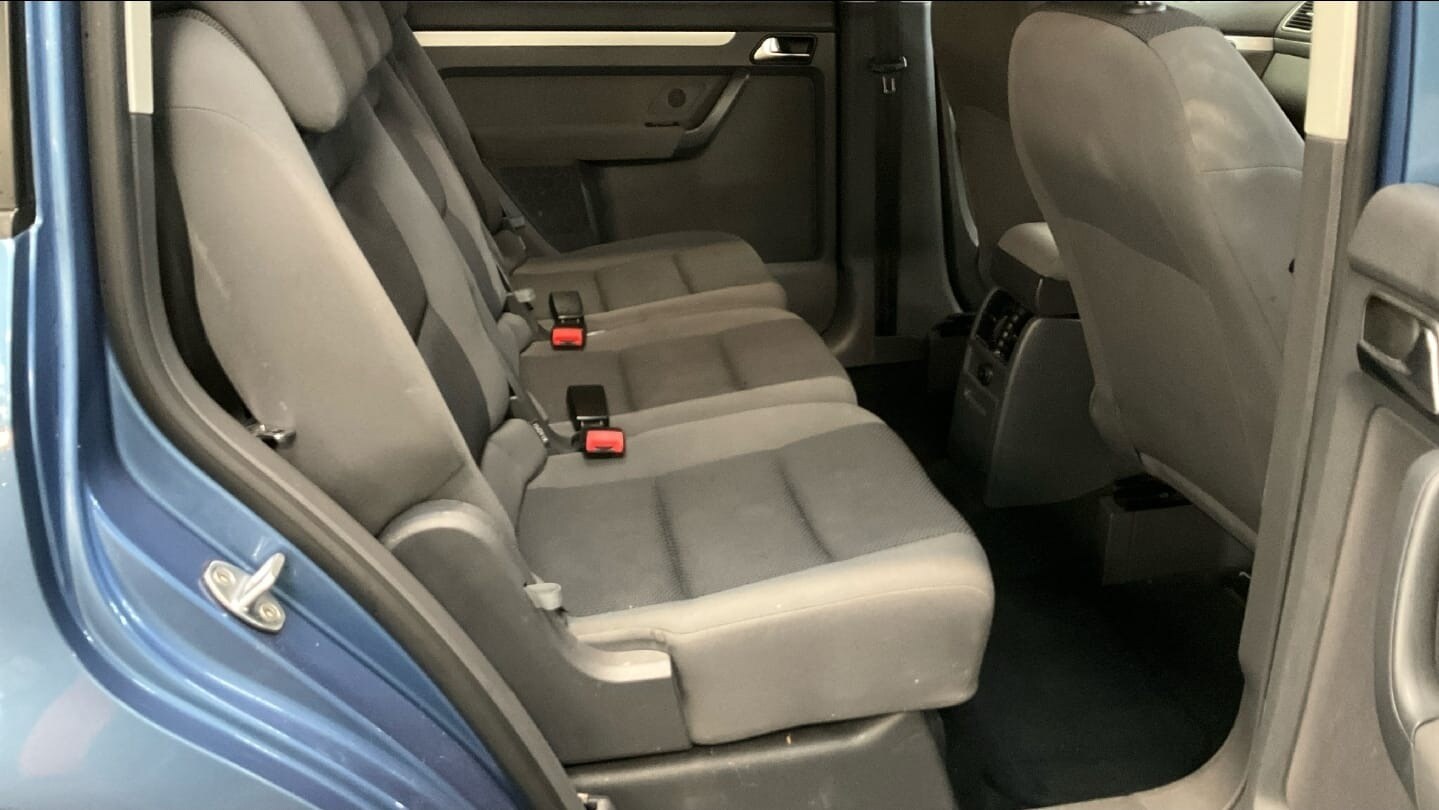 Used Volkswagen Touran 2012 for sale - 77271091: Photo 8