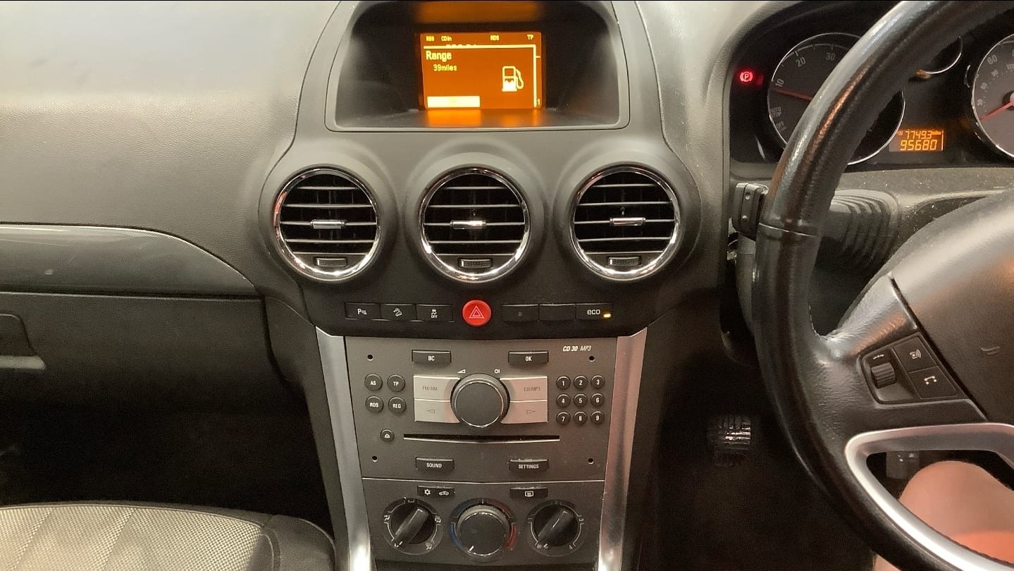 Used Vauxhall Antara 2012 for sale - 77743189: Photo 11