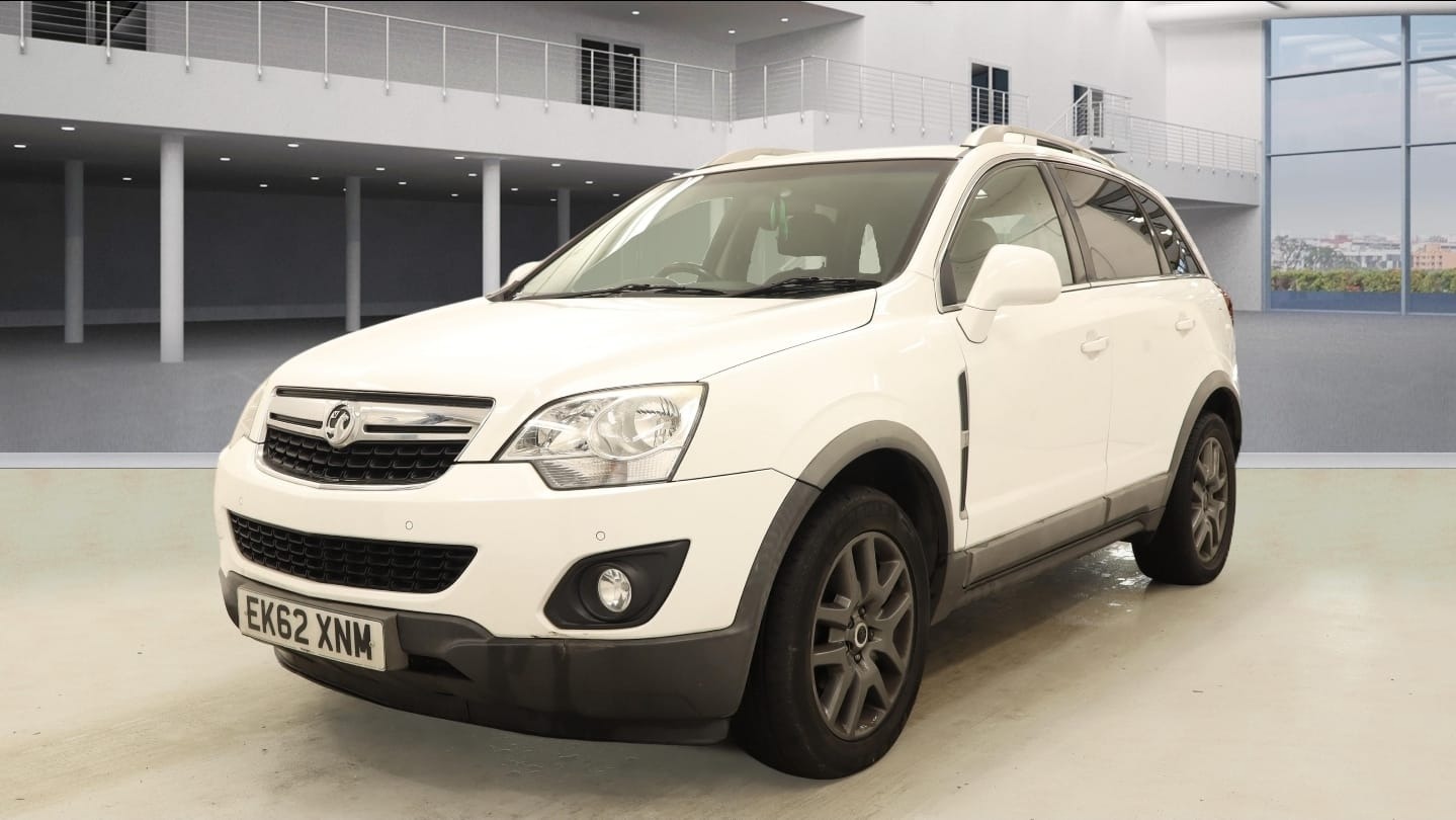 Used Vauxhall Antara 2012 for sale - 77743189: Photo 2