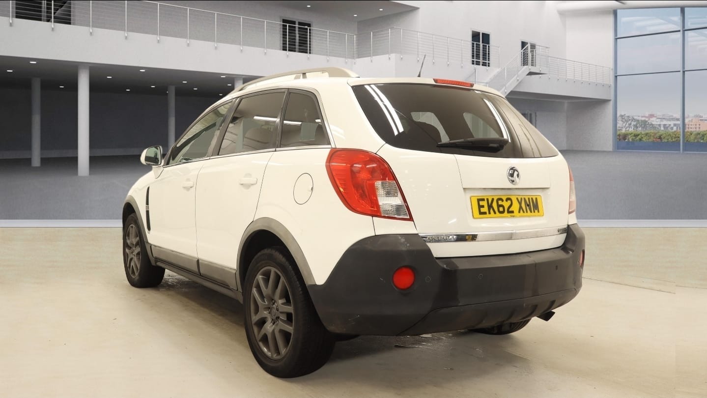 Used Vauxhall Antara 2012 for sale - 77743189: Photo 3