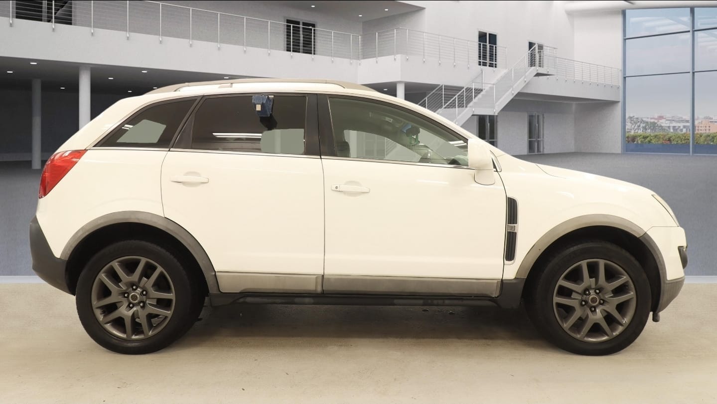 Used Vauxhall Antara 2012 for sale - 77743189: Photo 5