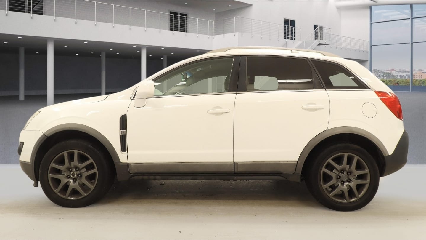 Used Vauxhall Antara 2012 for sale - 77743189: Photo 6