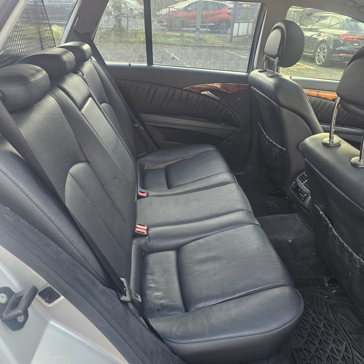 Used Mercedes-Benz E Class 2005 for sale - 77100731: Photo 10