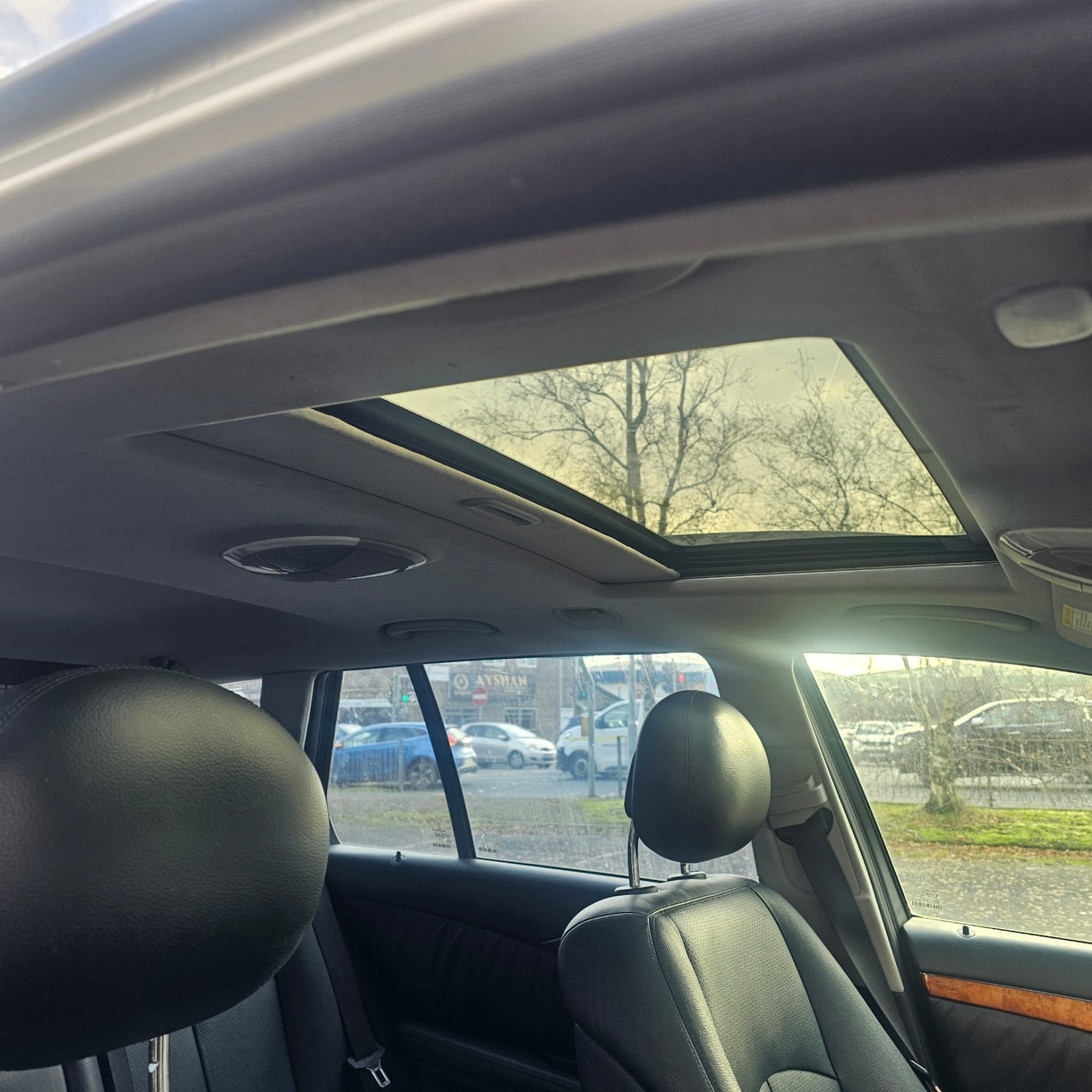 Used Mercedes-Benz E Class 2005 for sale - 77100731: Photo 12