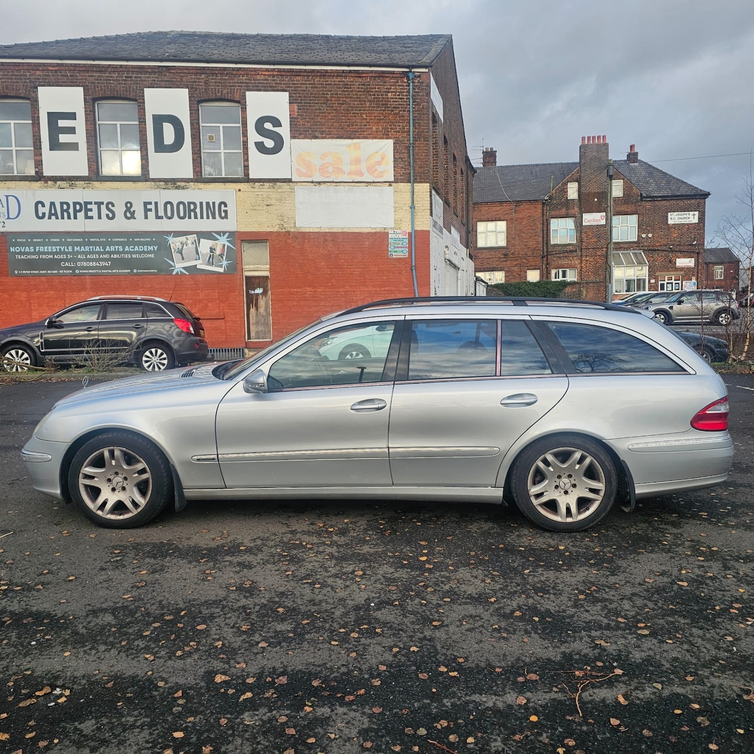 Used Mercedes-Benz E Class 2005 for sale - 77100731: Photo 4