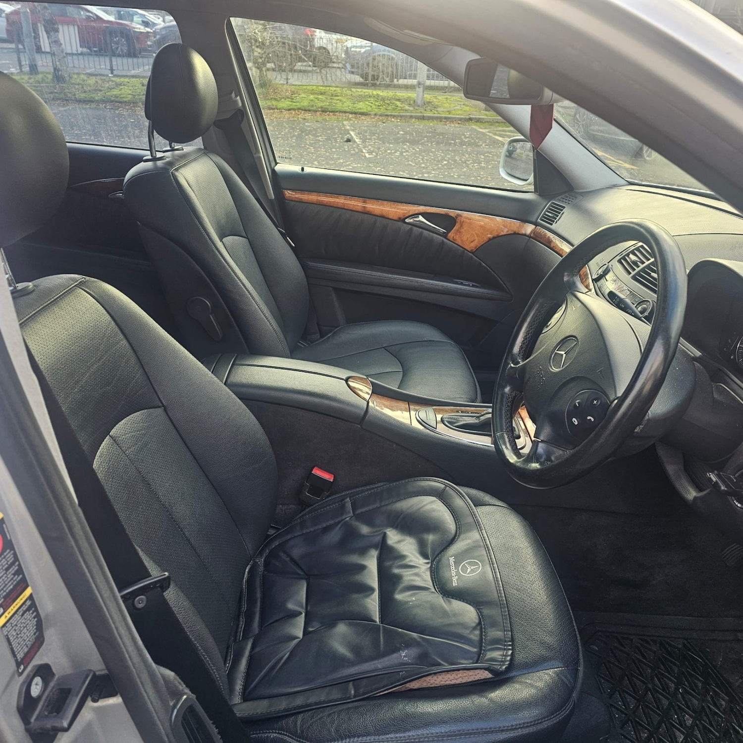 Used Mercedes-Benz E Class 2005 for sale - 77100731: Photo 9