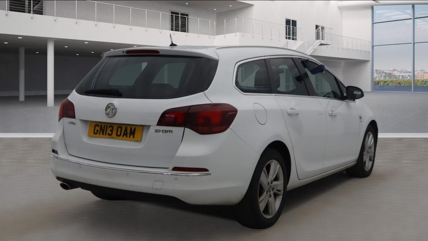 Used Vauxhall Astra 2013 for sale - 77603280: Photo 4