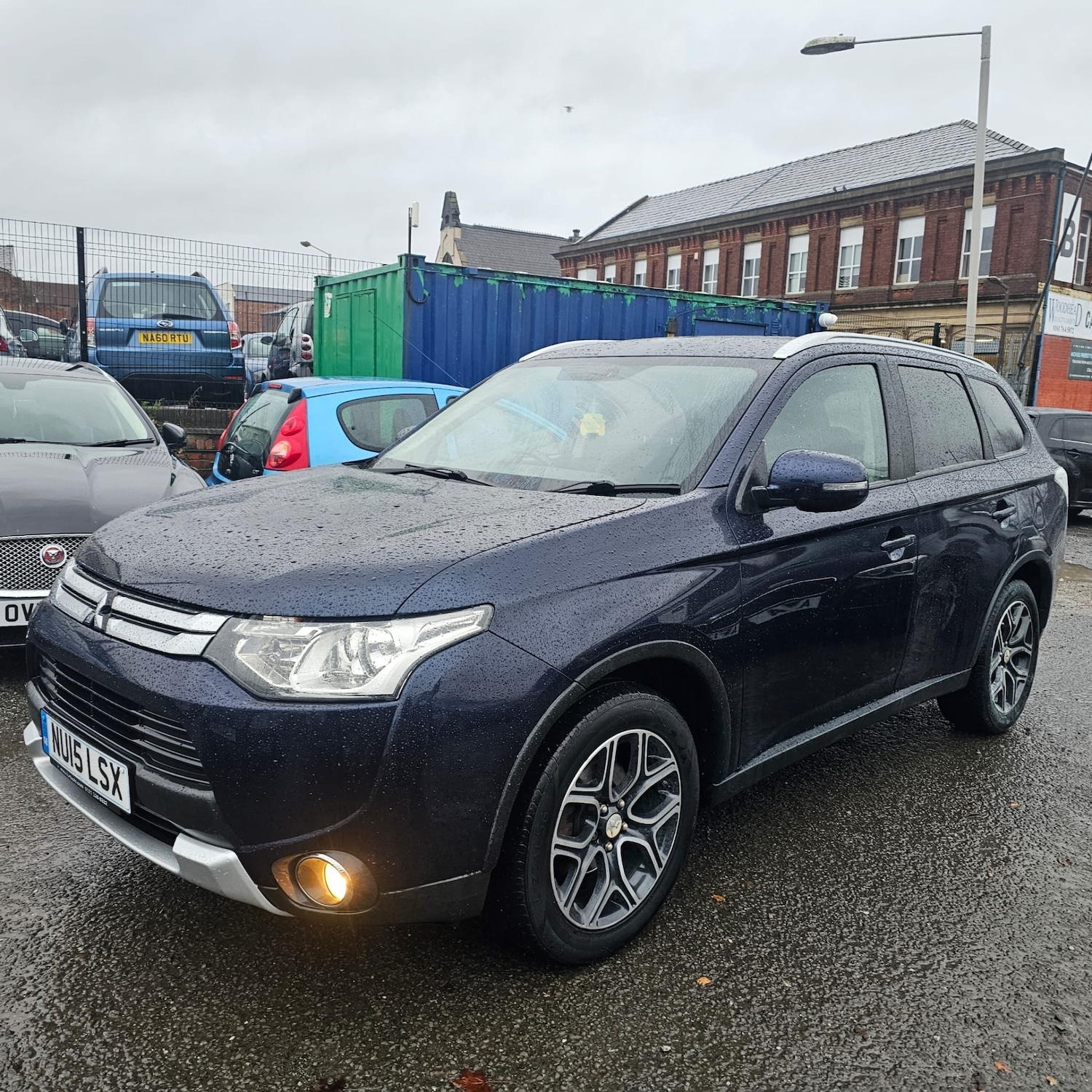 Used Mitsubishi Outlander 2015 for sale - 77100774: Photo 3