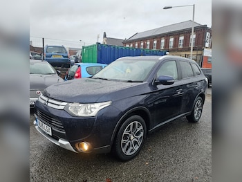 Used Mitsubishi Outlander 2015 for sale - 77100774: Photo