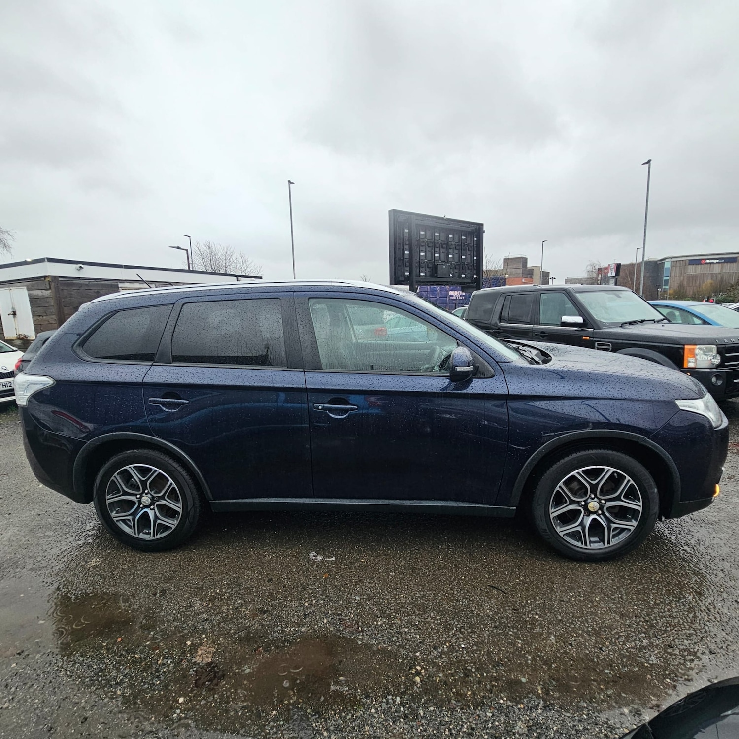 Used Mitsubishi Outlander 2015 for sale - 77100774: Photo 8