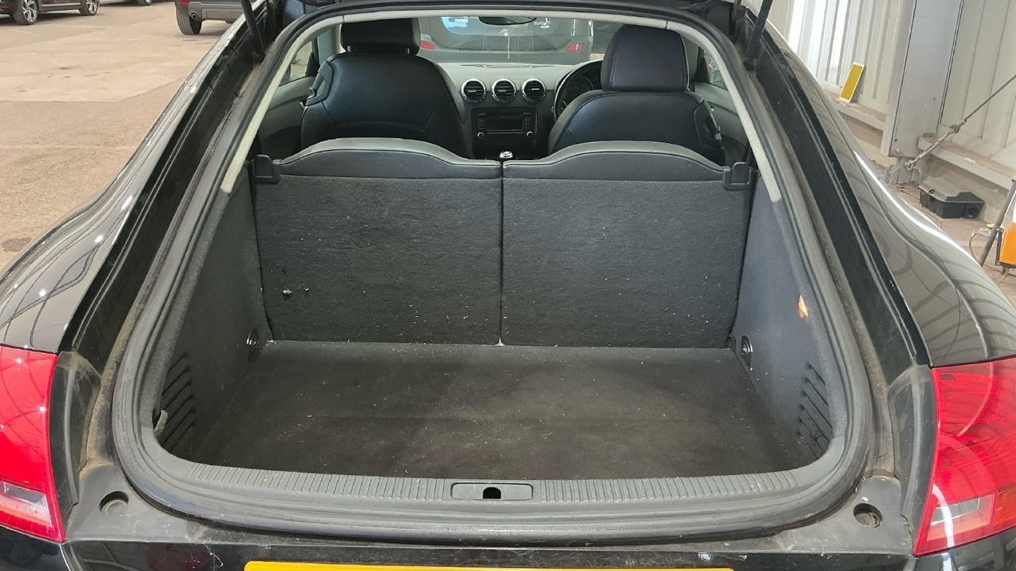 Used Audi TT 2008 for sale - 76098863: Photo 9