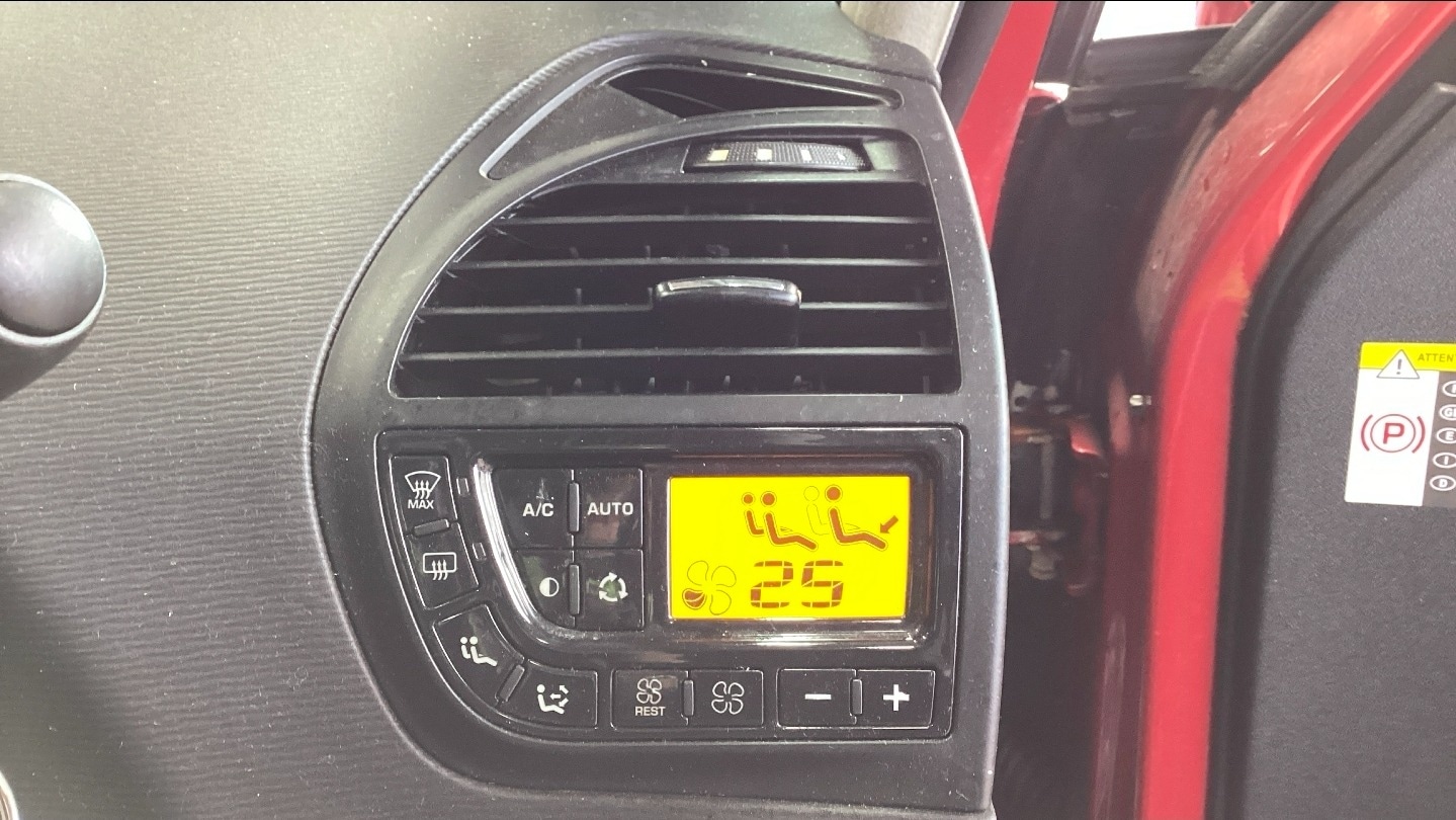 Used Citroen C4 Picasso 2011 for sale - 78071698: Photo 11