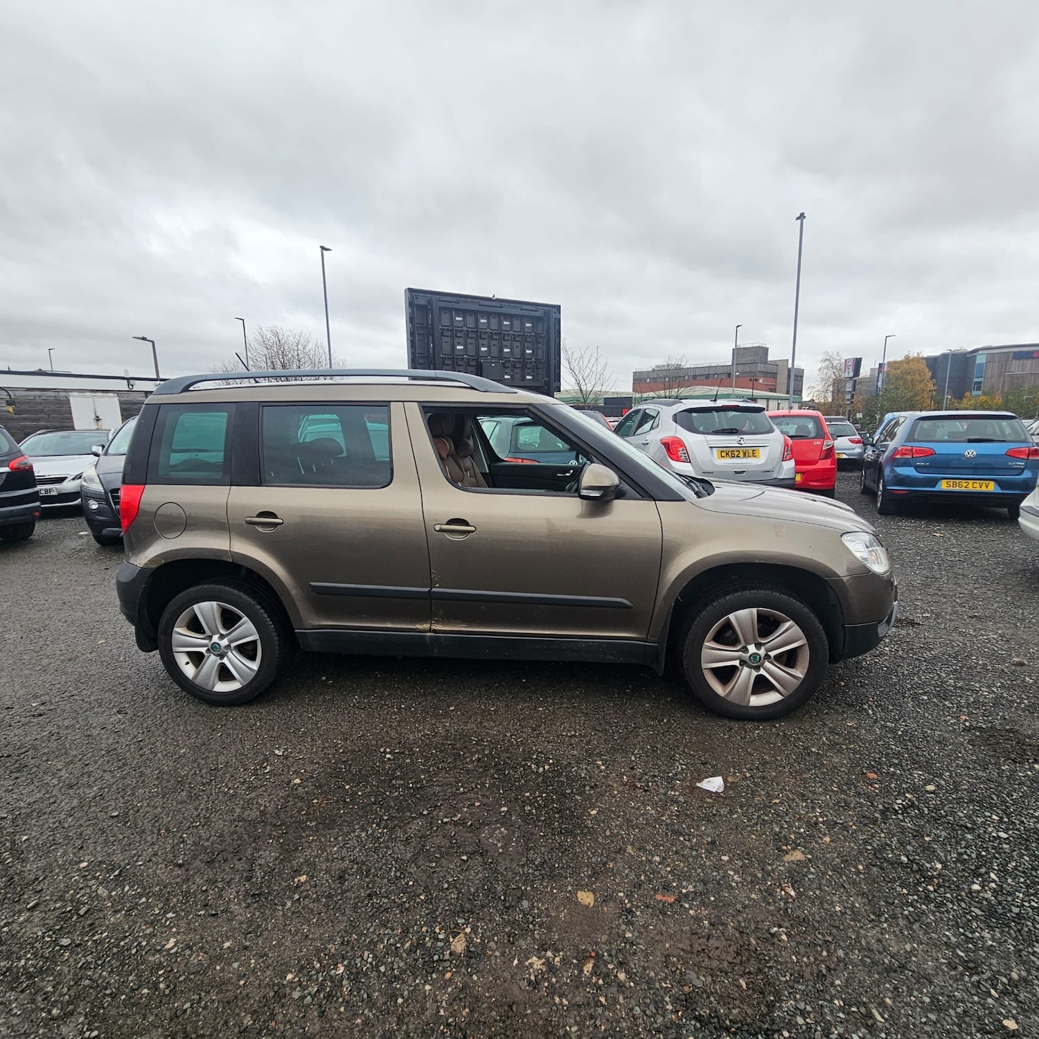 Used Skoda Yeti 2012 for sale - 77100761: Photo 8