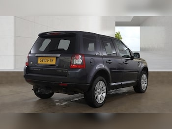 Used Land Rover Freelander 2010 for sale - 78969136: Photo