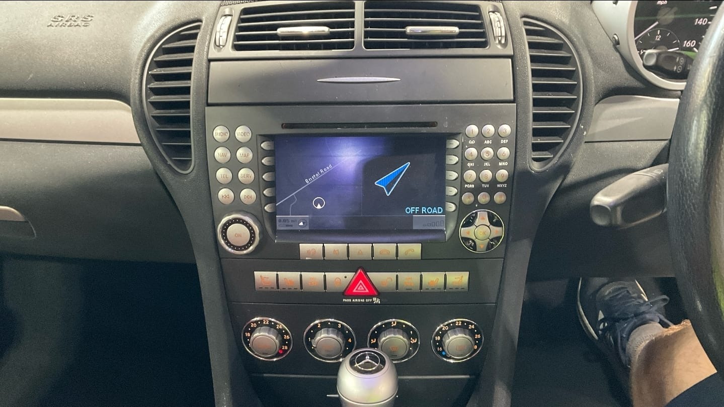 Used Mercedes-Benz SLK 2004 for sale - 77973781: Photo 9