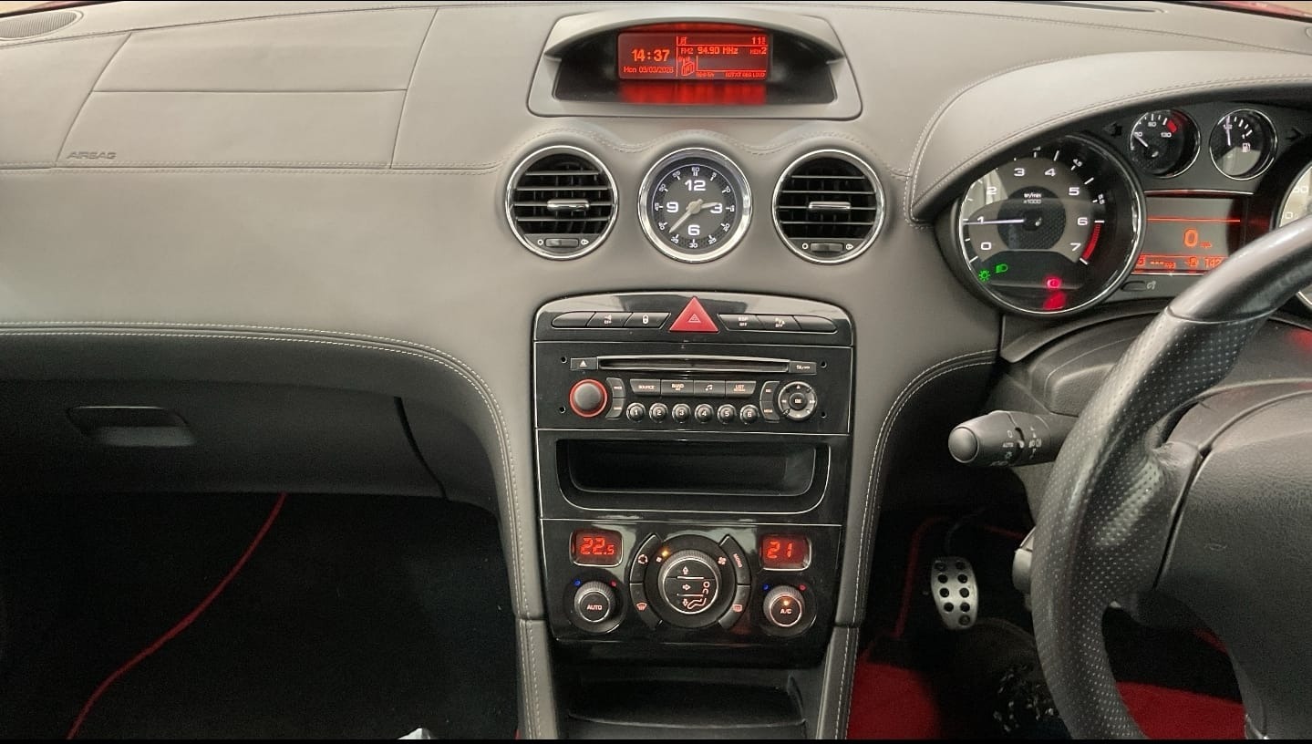 Used Peugeot RCZ 2011 for sale - 77873385: Photo 11