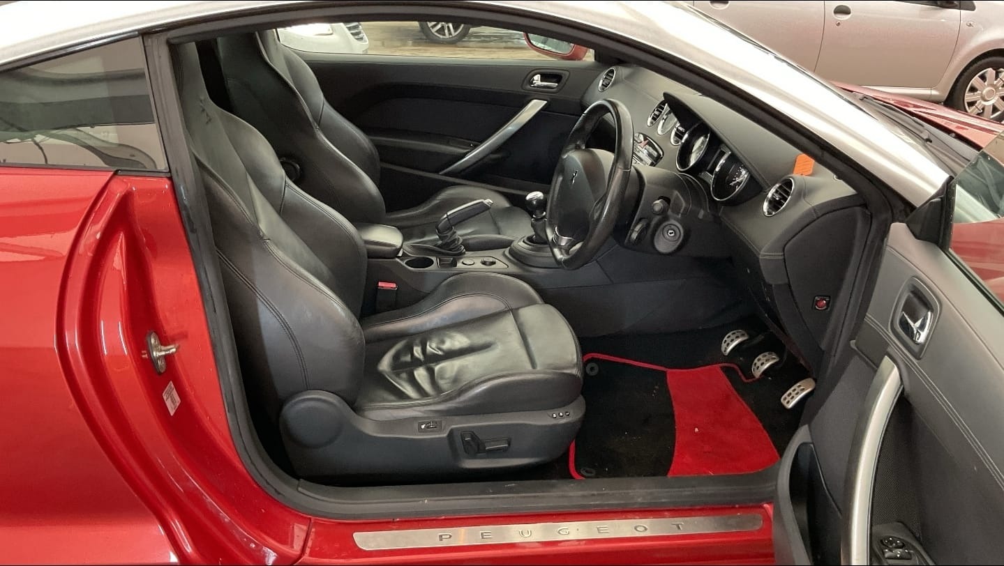 Used Peugeot RCZ 2011 for sale - 77873385: Photo 7