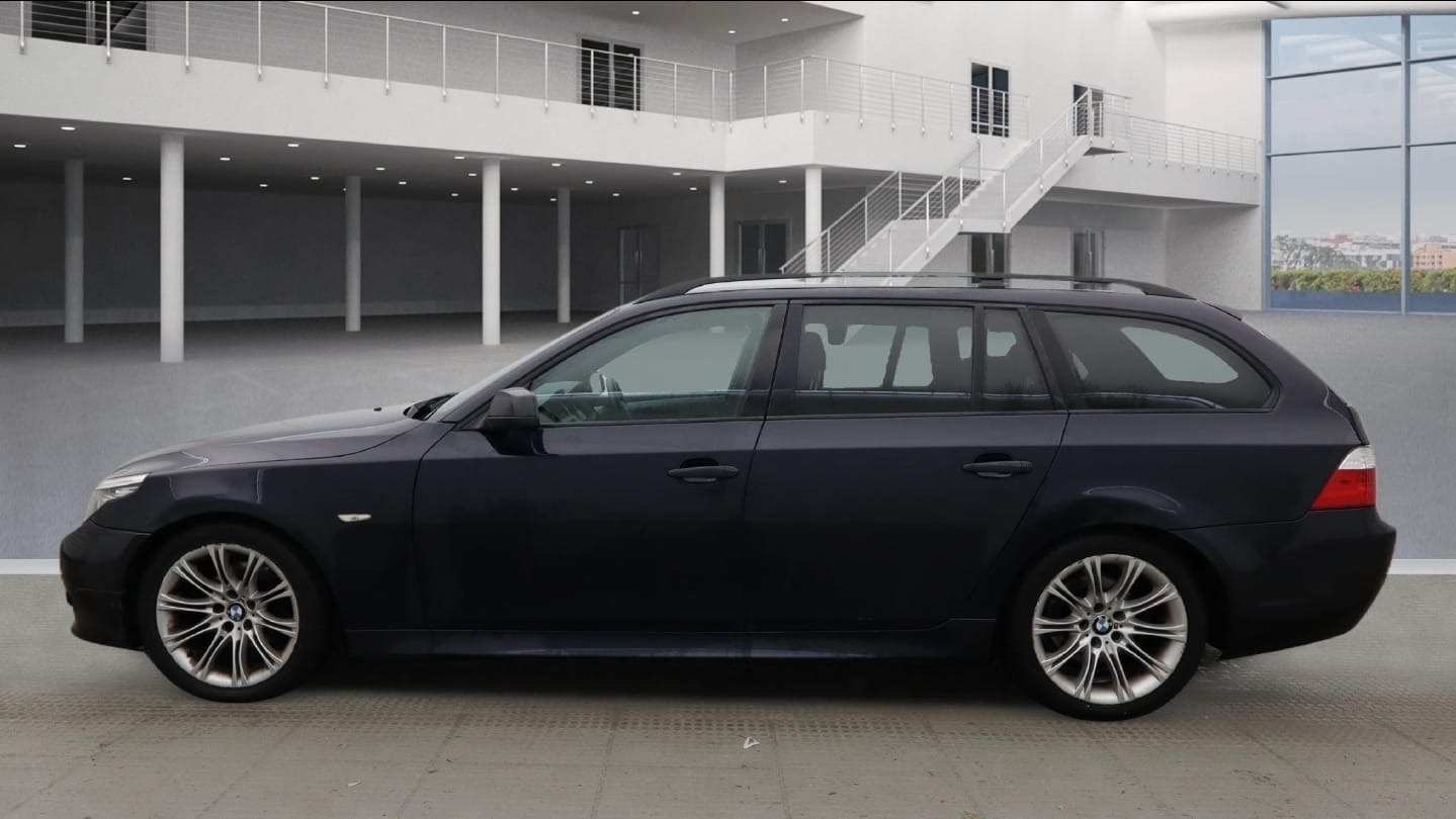 Used BMW 5 Series 2010 for sale - 77271103: Photo 4