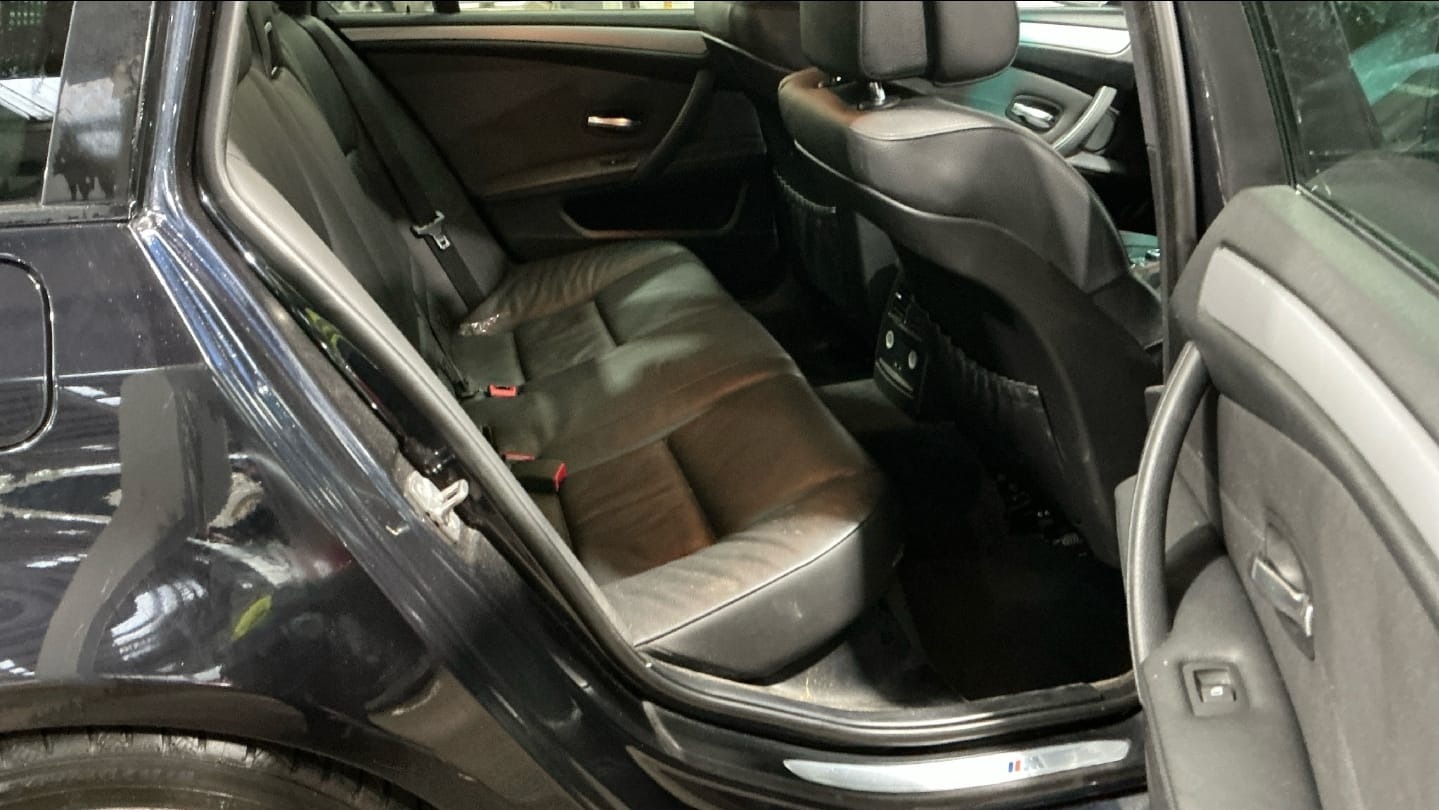 Used BMW 5 Series 2010 for sale - 77271103: Photo 6