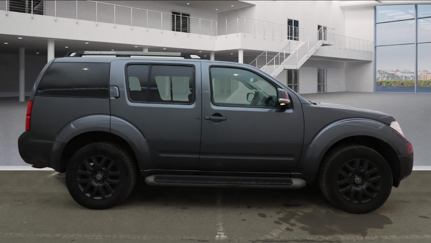 Used Nissan Pathfinder 2011 for sale - 77201734: Photo 3