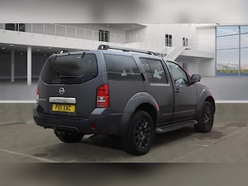 Used Nissan Pathfinder 2011 for sale - 77201734: Photo