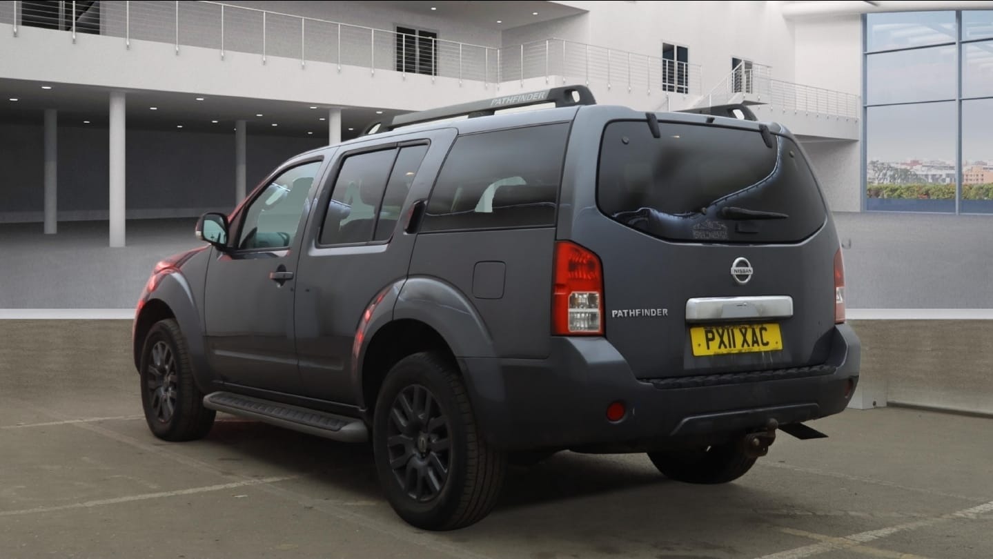 Used Nissan Pathfinder 2011 for sale - 77201734: Photo 5