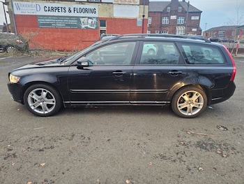 Used Volvo V50 2009 for sale - 77100182: Photo