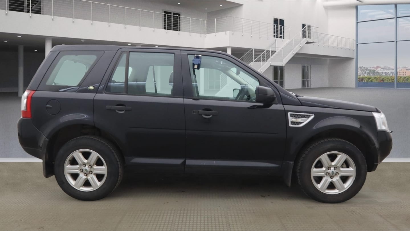 Used Land Rover Freelander 2010 for sale - 77983807: Photo 4