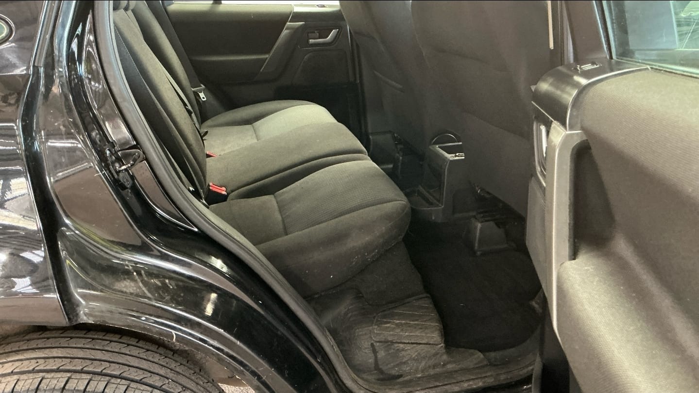 Used Land Rover Freelander 2010 for sale - 77983807: Photo 8