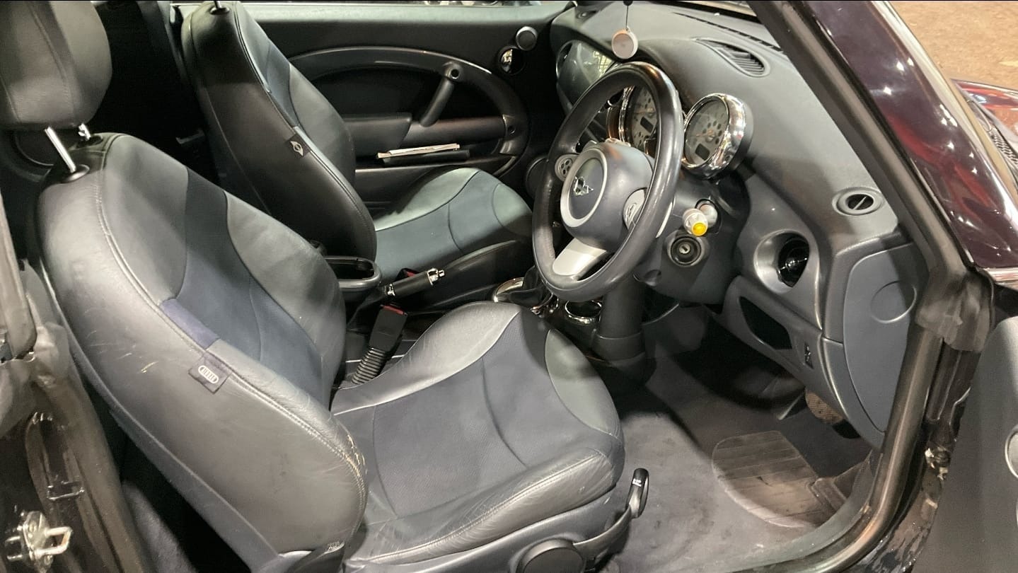 Used MINI Convertible 2007 for sale - 77873375: Photo 8