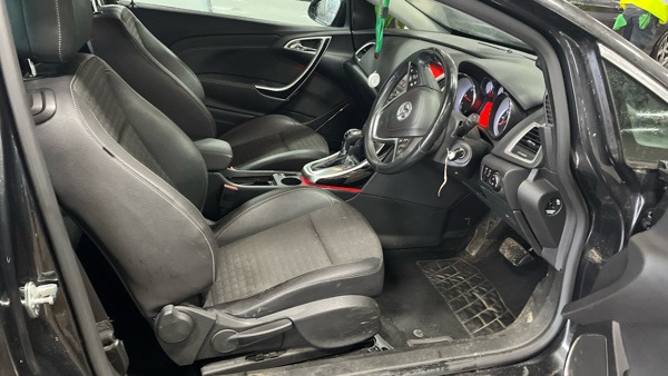 Used Vauxhall Astra GTC 2012 for sale - 78149615: Photo 7