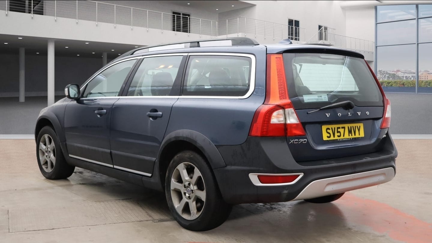 Used Volvo XC70 2007 for sale - 77555359: Photo 3