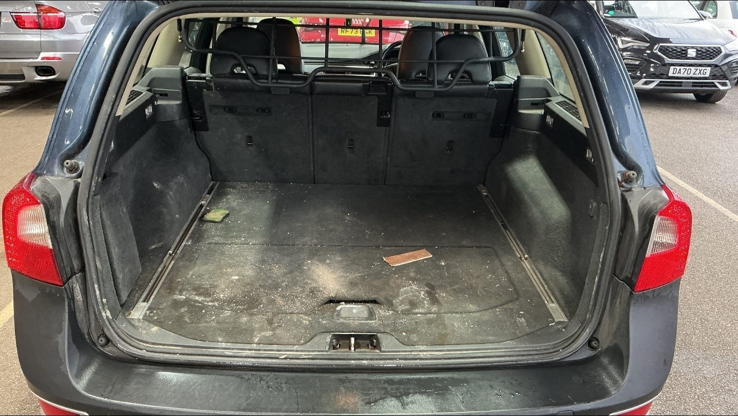 Used Volvo XC70 2007 for sale - 77555359: Photo 9