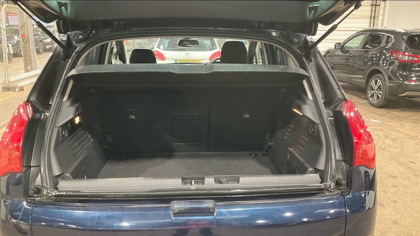 Used Peugeot 3008 2011 for sale - 77541347: Photo 9