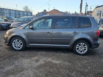 Used Volkswagen Touran 2013 for sale - 73972051: Photo