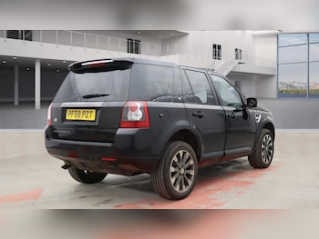 Used Land Rover Freelander 2010 for sale - 77603457: Photo