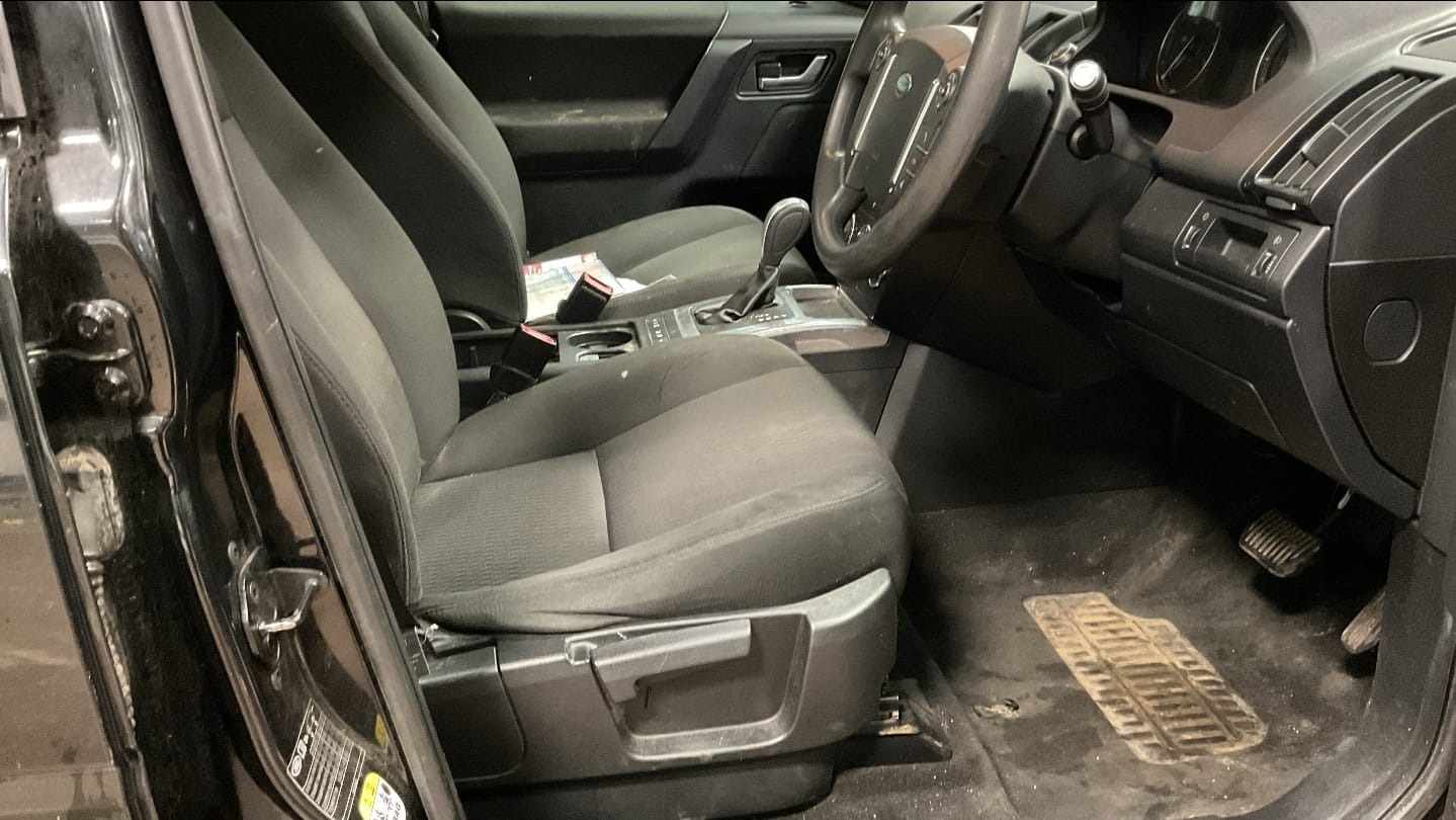 Used Land Rover Freelander 2012 for sale - 77460357: Photo 7