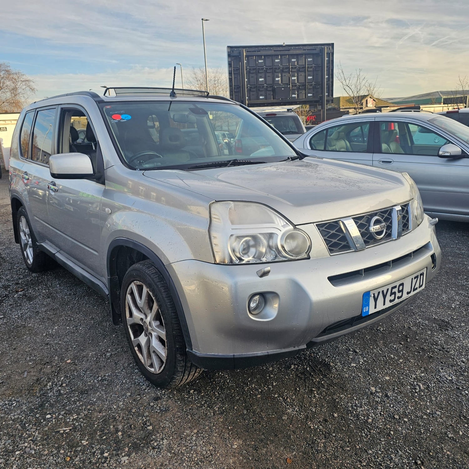 Used Nissan X-Trail 2009 for sale - 77101324: Photo 1