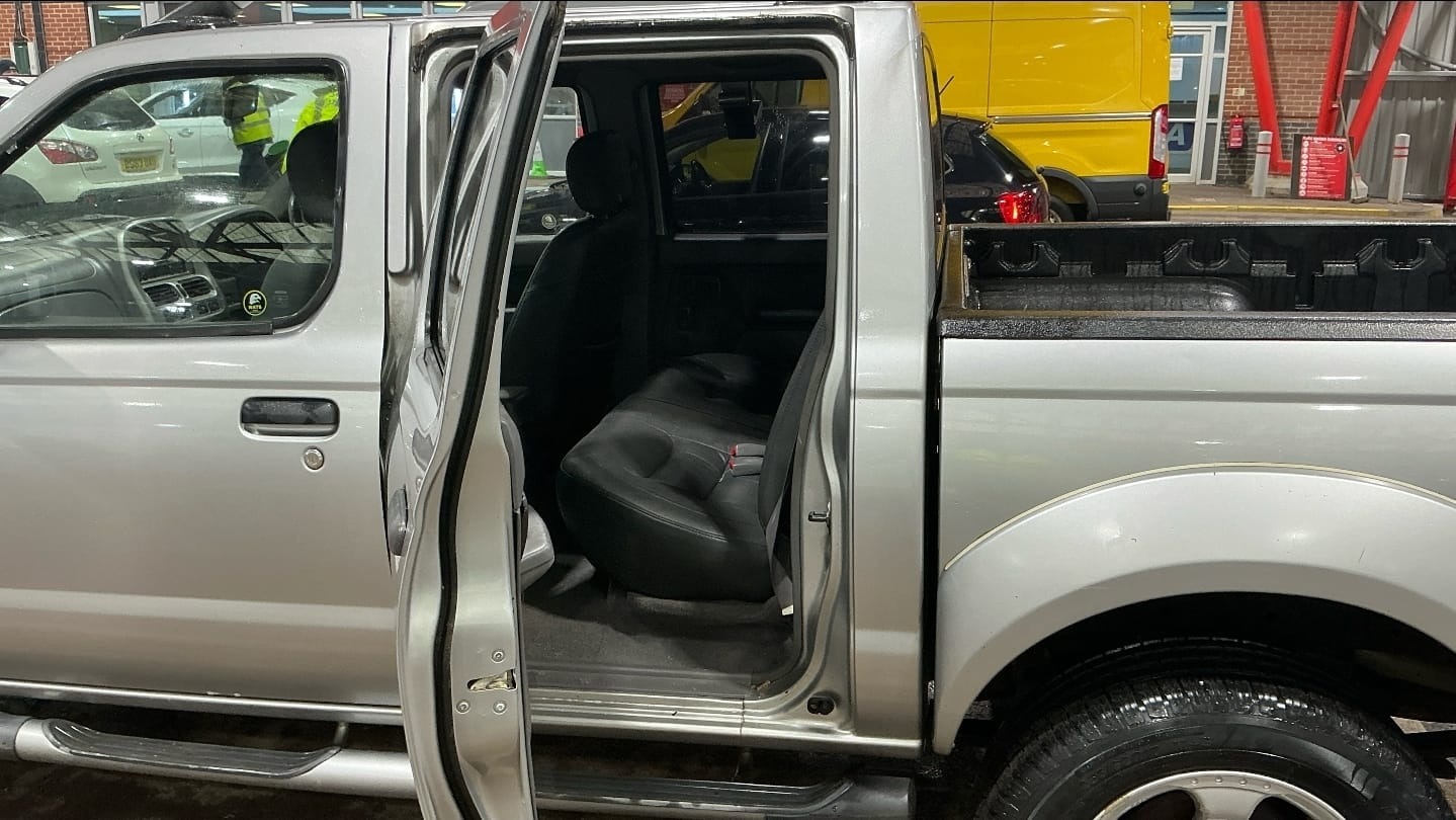 Used Nissan Navara 2004 for sale - 77460365: Photo 7