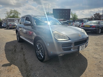 Used Porsche Cayenne  for sale - 74565900: Photo