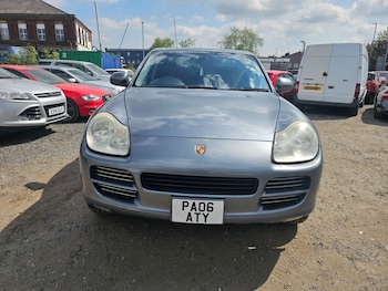 Used Porsche Cayenne  for sale - 74565900: Photo