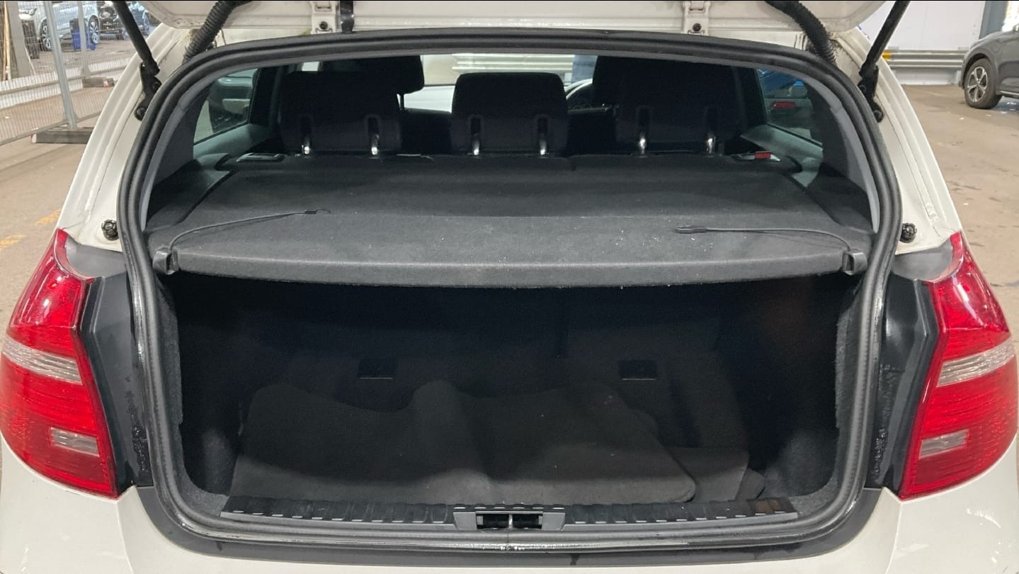 Used BMW 1 Series 2010 for sale - 77124181: Photo 8