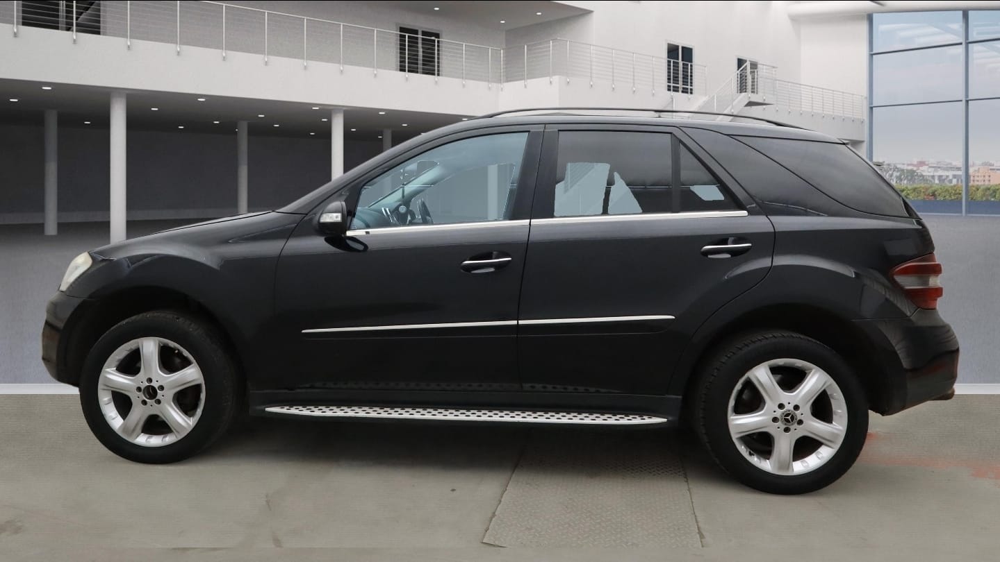Used Mercedes-Benz M Class 2008 for sale - 77391754: Photo 6