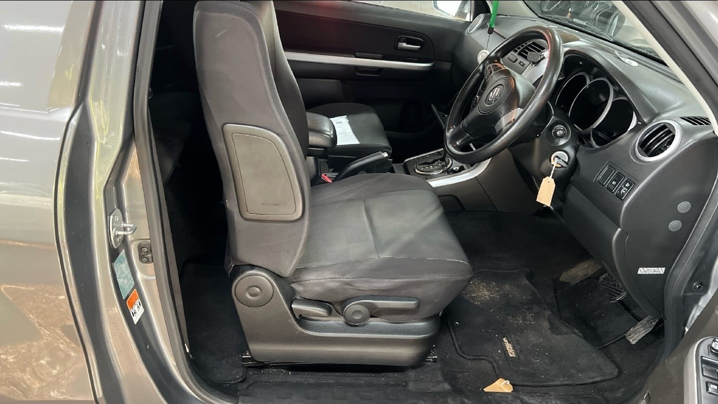 Used Suzuki Grand Vitara 2010 for sale - 77107931: Photo 7