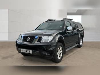 Used Nissan Navara 2011 for sale - 79633163: Photo