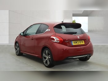 Used Peugeot 208 2013 for sale - 78689136: Photo