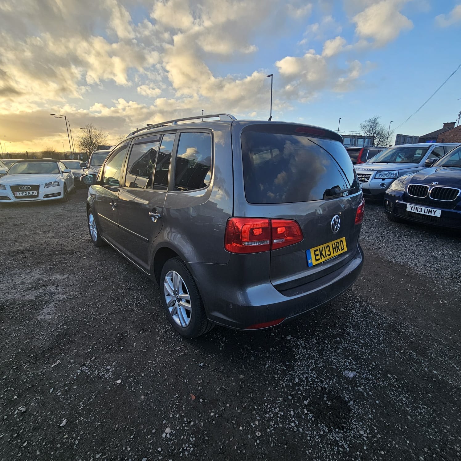 Used Volkswagen Touran 2013 for sale - 77107949: Photo 5