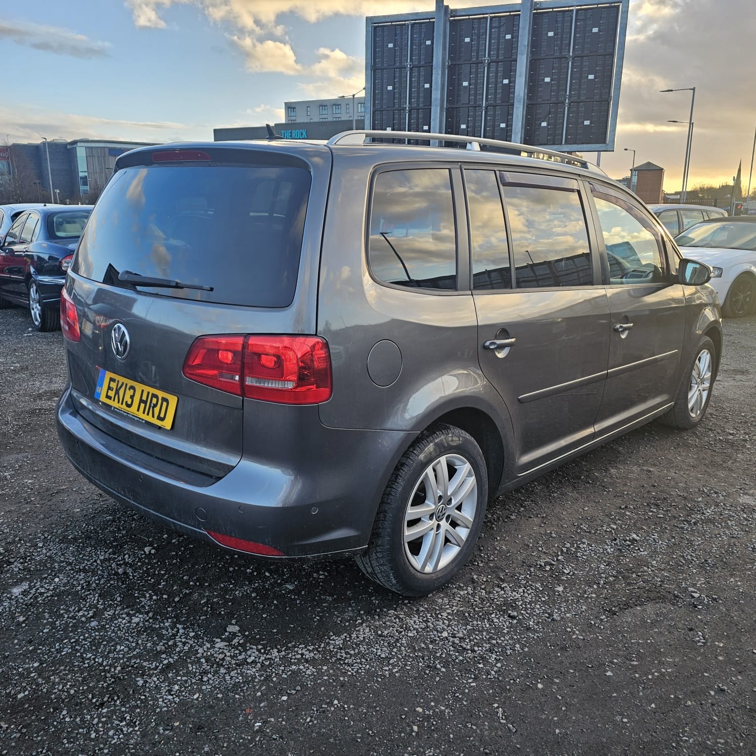 Used Volkswagen Touran 2013 for sale - 77107949: Photo 8