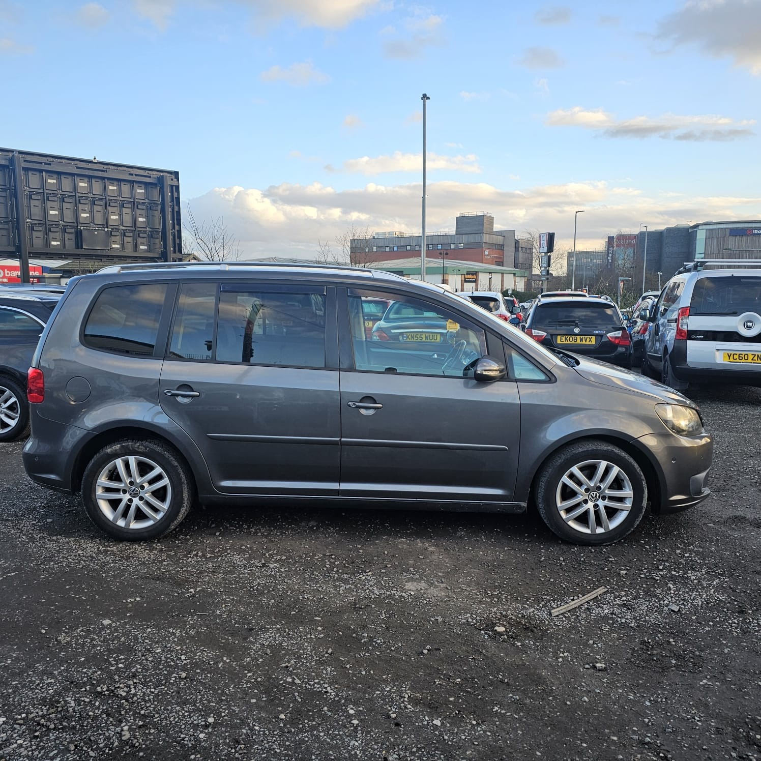 Used Volkswagen Touran 2013 for sale - 77107949: Photo 9